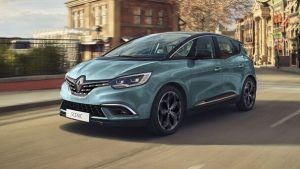 Renting Renault Grand Scenic